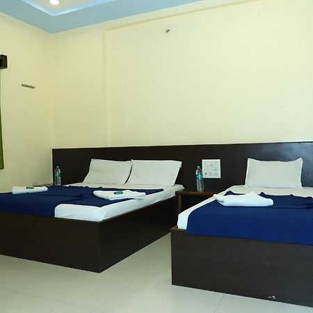 Sai Madhavi Palace Hotel Shirdi Eksteriør bilde