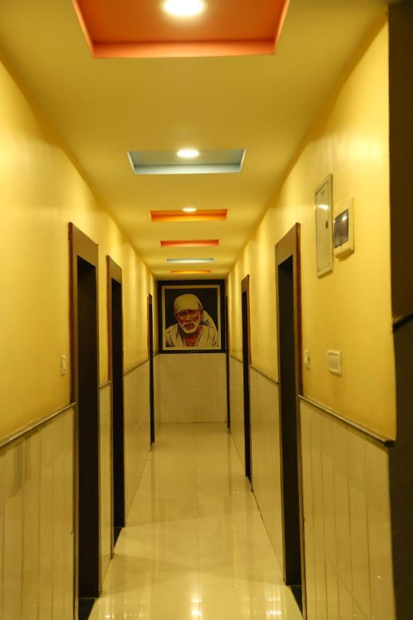 Sai Madhavi Palace Hotel Shirdi Eksteriør bilde