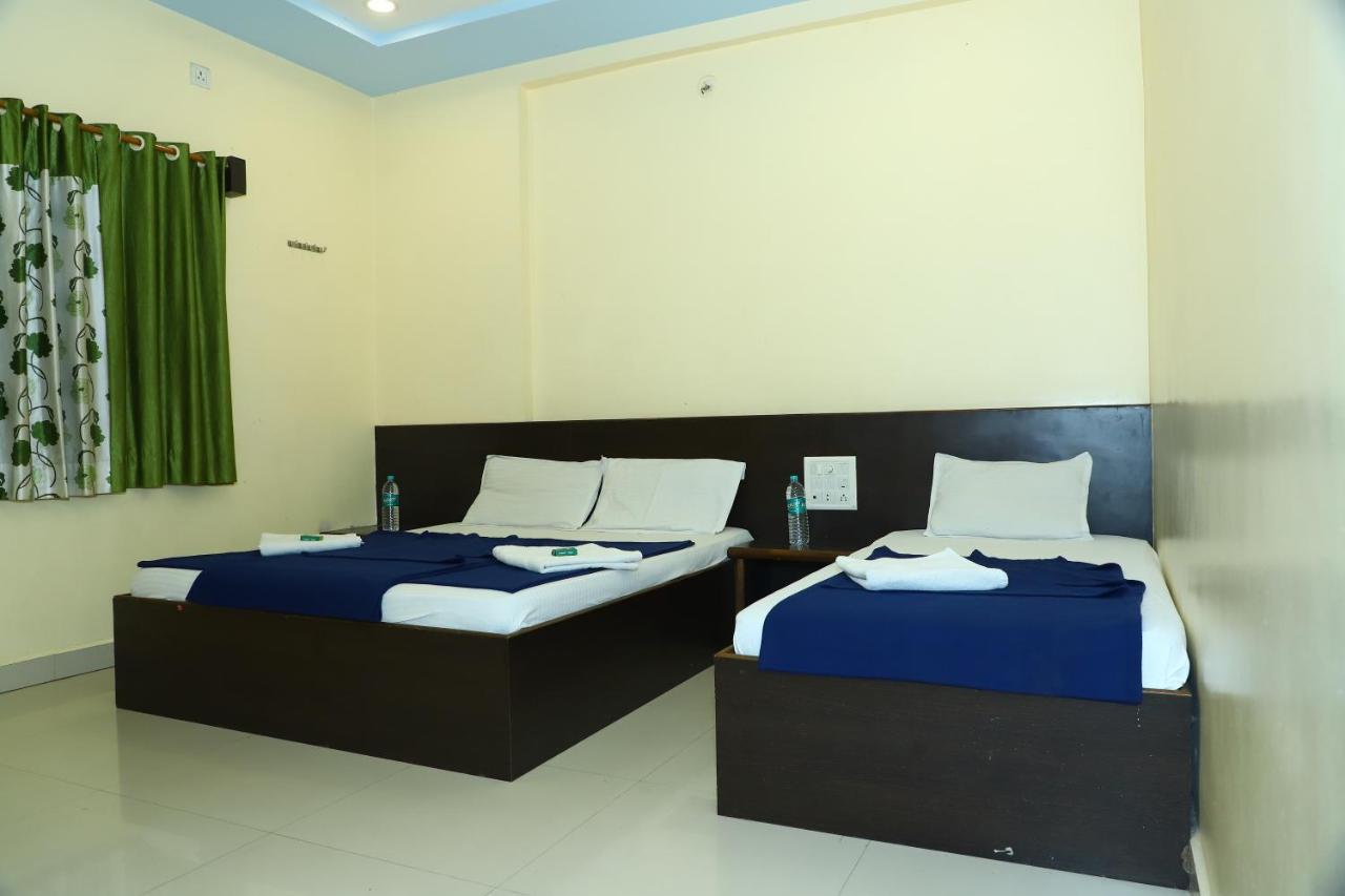 Sai Madhavi Palace Hotel Shirdi Eksteriør bilde