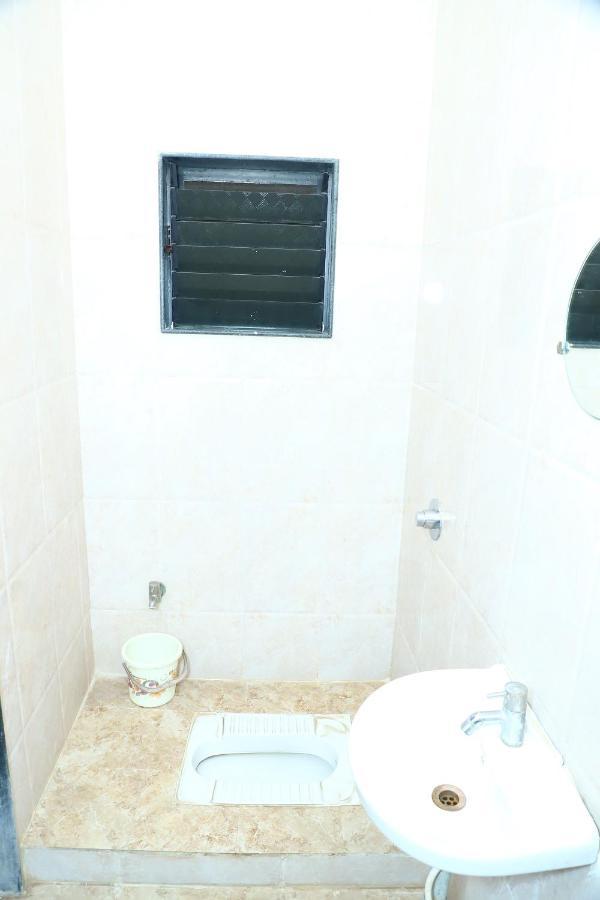 Sai Madhavi Palace Hotel Shirdi Eksteriør bilde