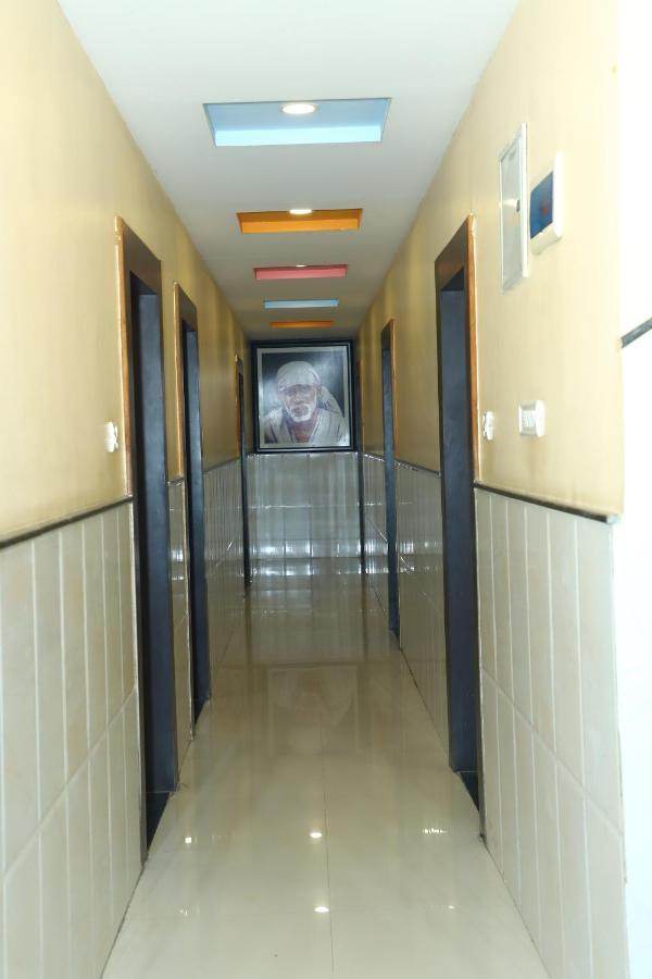 Sai Madhavi Palace Hotel Shirdi Eksteriør bilde